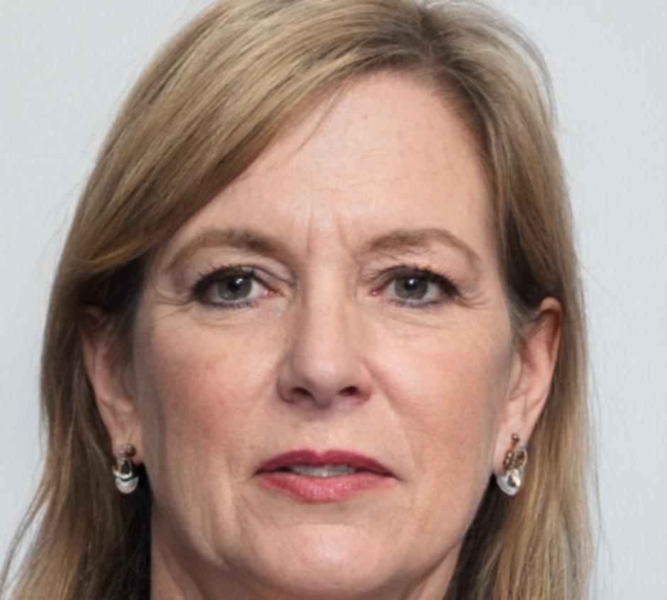 Portrait d'Amélie Fontaine, formatrice en stratégies d'investissement